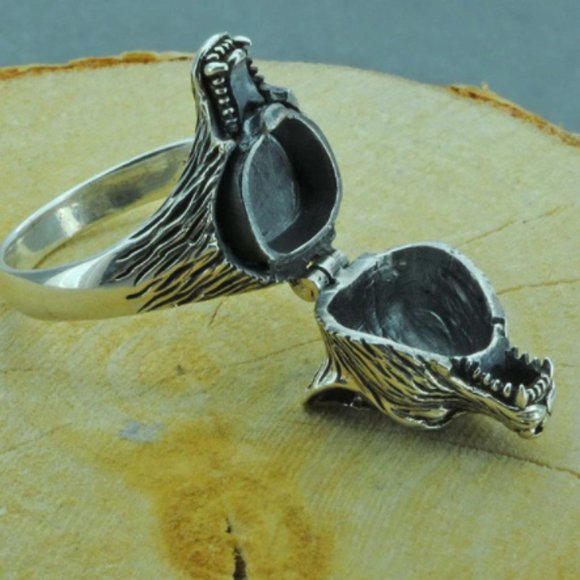 Silver Viking Guard Wolf Head Locket Coffin Ring Punk Viking Guard Jewelry - Picture 8 of 10